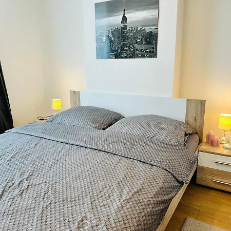 Apartments05 In New Building With Free Parking Panorama - Amazing View Close To Old Town Apartmán