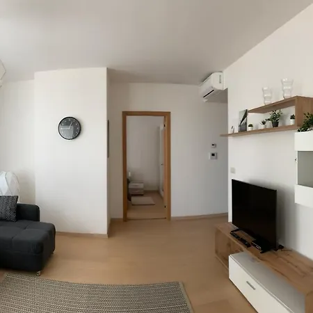 Apartments05 In New Building With Free Parking Panorama - Amazing View Close To Old Town Apartmán Bratislava