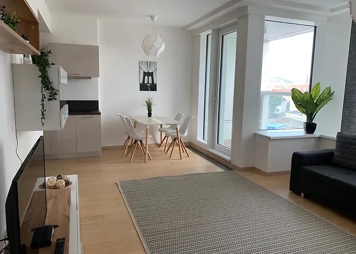 Apartments05 In New Building With Free Parking Panorama - Amazing View Close To Old Town Appartamento